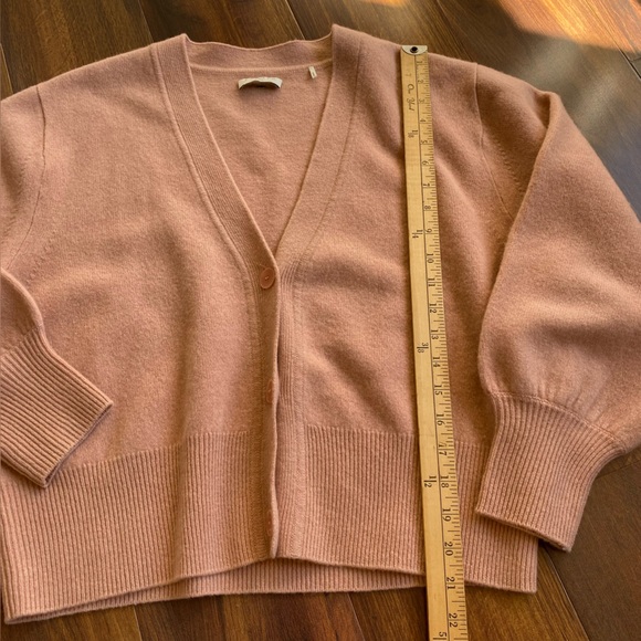 Sandro Paris 100% Wool Puff Sleeve 3 Button Deep V-Neck Cardigan Pink - Picture 8 of 10